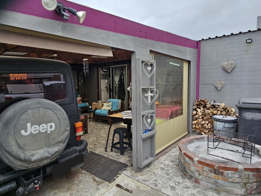 2 Bedroom Property for Sale in Pearly Beach Western Cape